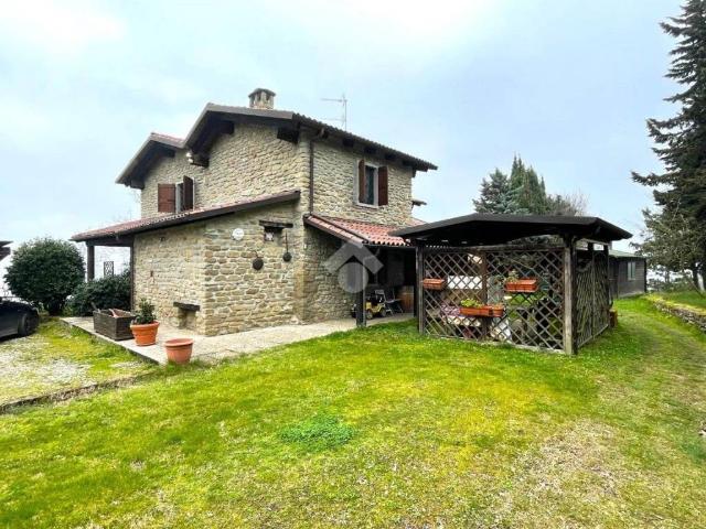 Villa Indipendente in vendita a Nuovo Circondario Imolese, Fontanelice