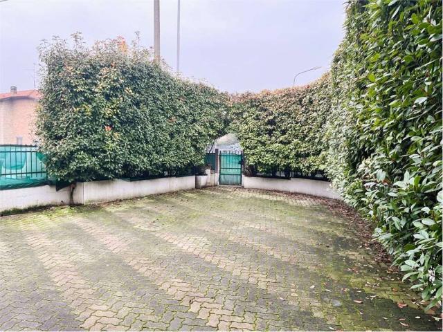 Villa Indipendente in vendita a Fontanella, Lombardia