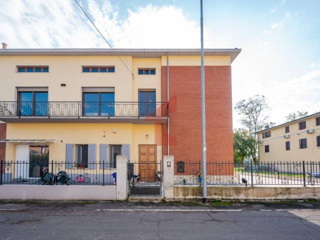 Villa Indipendente in vendita a Fontanellato, Reggio Emilia