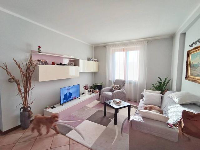 Villa Indipendente in vendita a Piemonte, Novara