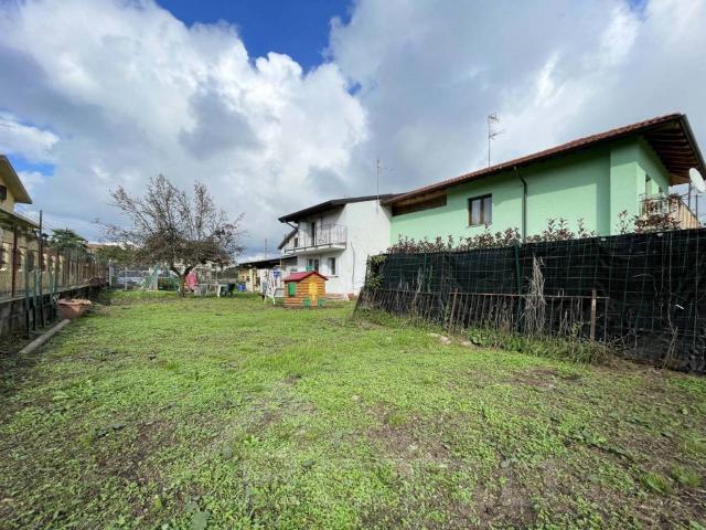Villa Indipendente in vendita a Piemonte, Novara