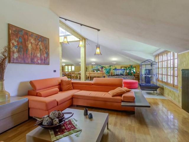Villa Indipendente in vendita a Piemonte, Novara
