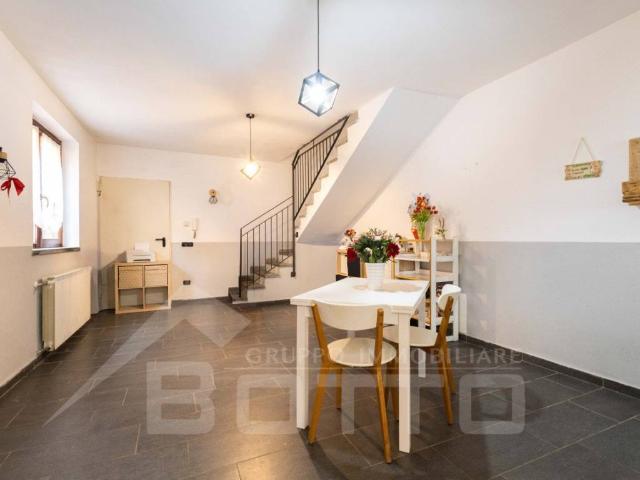 Villa Indipendente in vendita a Piemonte, Novara