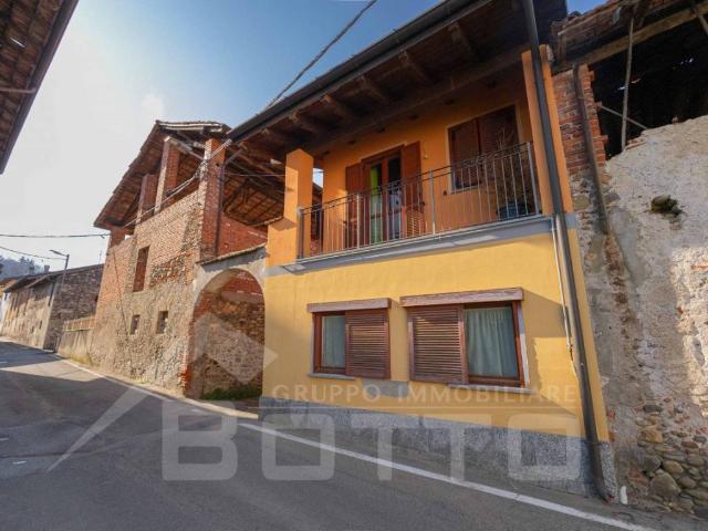 Villa Indipendente in vendita a Piemonte, Novara