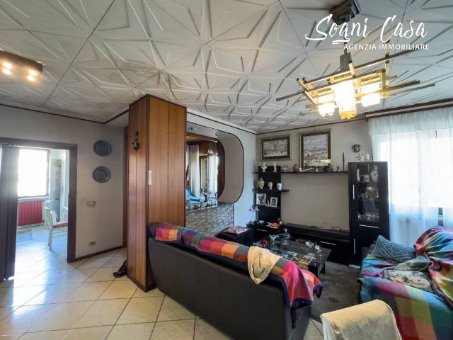 Villa Indipendente in vendita a Fontaneto d'Agogna