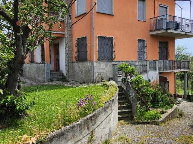 Villa Indipendente in vendita a Piemonte, Asti