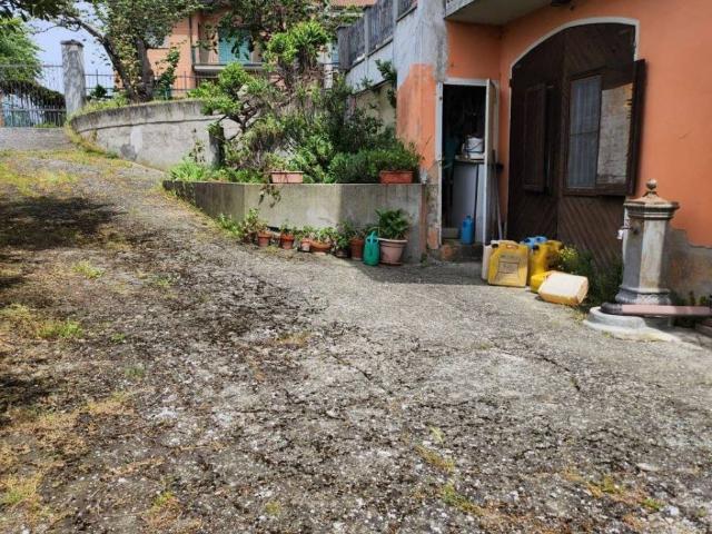 Villa Indipendente in vendita a Piemonte, Asti