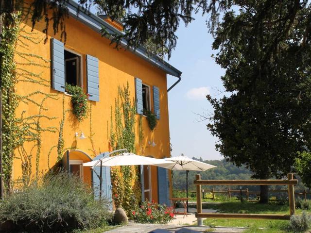 Villa Indipendente in vendita a Piemonte, Asti