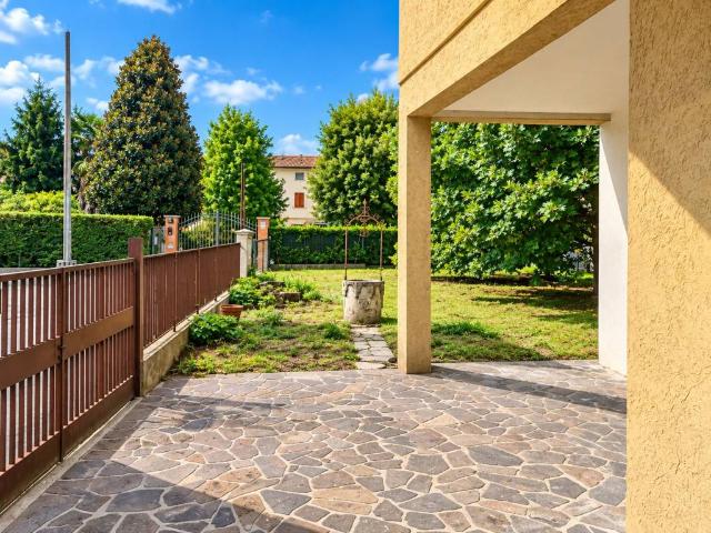 Villa Indipendente in vendita a Fratta, Fontaniva