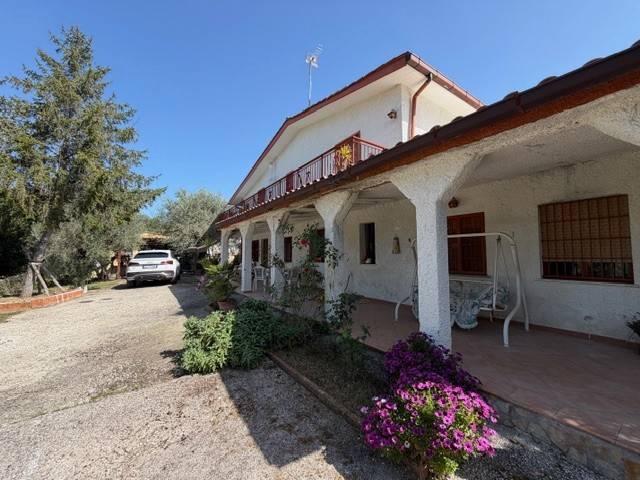 Villa Indipendente in vendita a Roma Capitale, Lazio