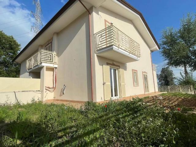 Villa Indipendente in vendita a Roma Capitale, Lazio