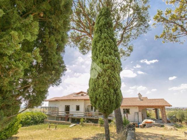 Villa Indipendente in vendita a Monte San Biagio, Roma Capitale