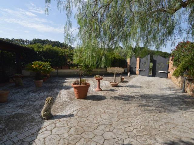 Villa Indipendente in vendita a Tor Lupara, Roma Capitale