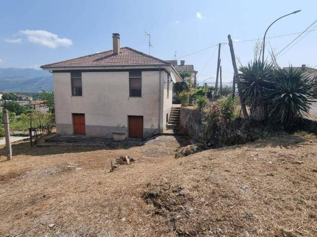 Villa Indipendente in vendita a Fontechiari, Lazio