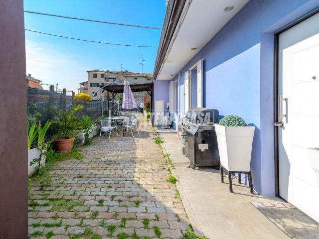 Villa Indipendente in vendita a Fontevivo, Reggio Emilia