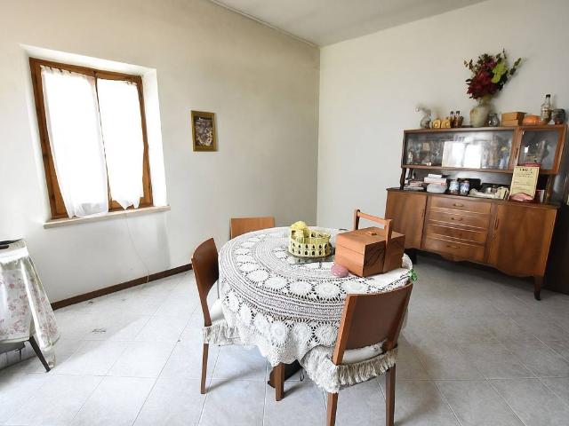 Villa Indipendente in vendita a Fontevivo, Reggio Emilia