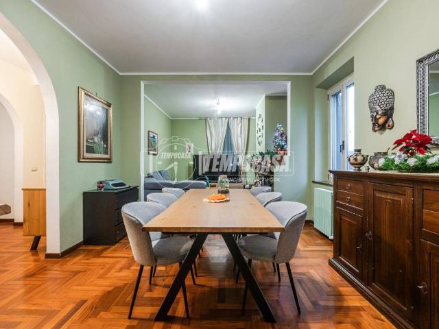 Villa Indipendente in vendita a Fontevivo, Reggio Emilia