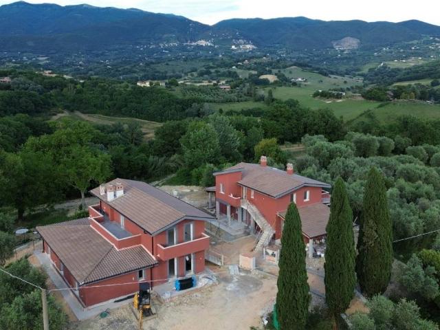 Villa Indipendente in vendita a Forano Sabino, Lazio