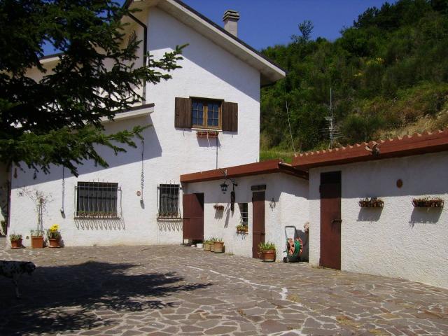 Villa Indipendente in vendita a Marche, Ascoli Piceno