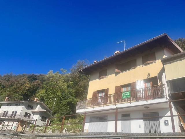 Villa Indipendente in vendita a Forgaria Nel Friuli, Friuli-Venezia Giulia