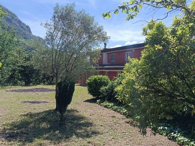 Villa Indipendente in vendita a Forino, Campania