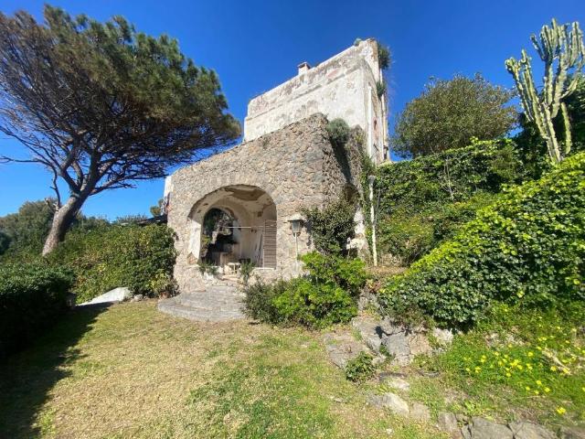 Villa Indipendente in vendita a Forio, Campania