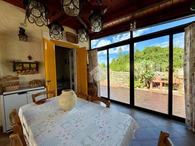 Villa Indipendente in vendita a Forio, Campania