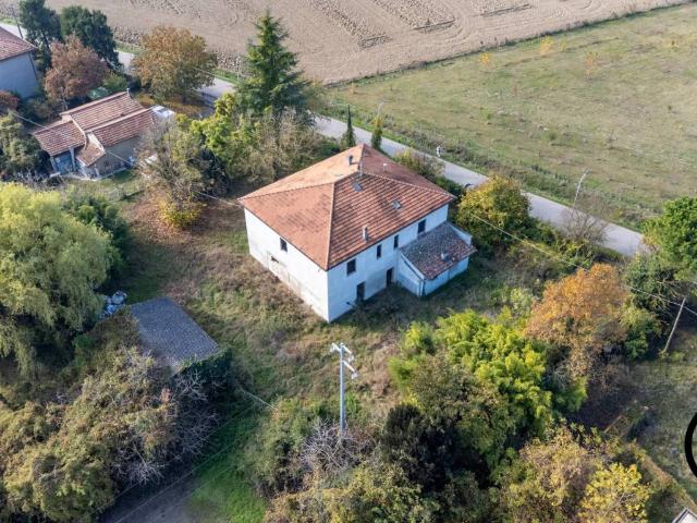 Villa Indipendente in vendita a Unione di Comuni della Romagna Forlivese, Quattro