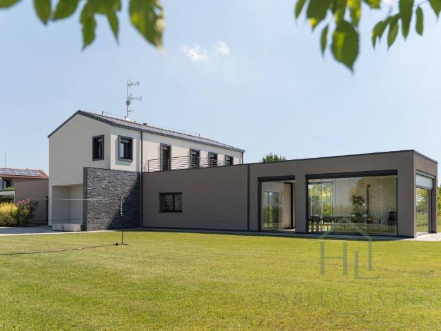 Villa Indipendente in vendita a Unione di Comuni della Romagna Forlivese, Quattro