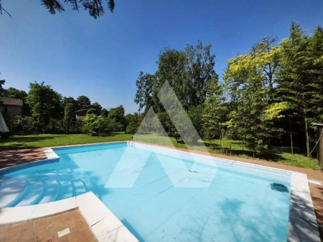 Villa Indipendente in vendita a Unione di Comuni della Romagna Forlivese, Quattro