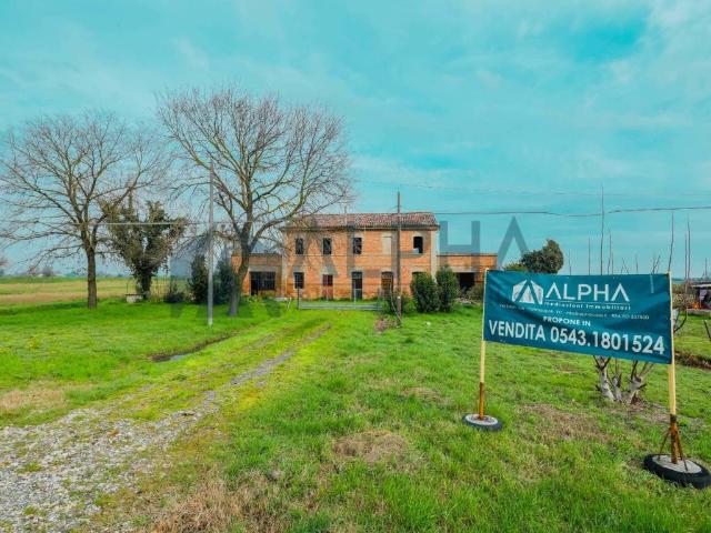 Villa Indipendente in vendita a Unione di Comuni della Romagna Forlivese, Quattro