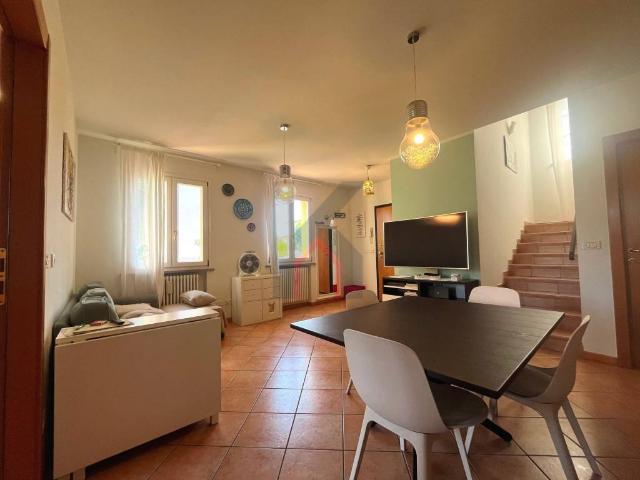 Villa Indipendente in vendita a Unione di Comuni della Romagna Forlivese, Quattro