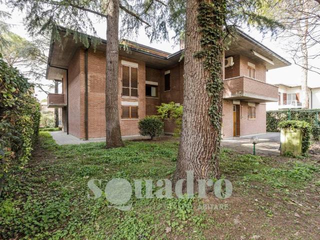 Villa Indipendente in vendita a Unione di Comuni della Romagna Forlivese, Quattro