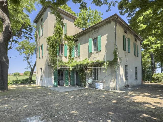 Villa Indipendente in vendita a Unione di Comuni della Romagna Forlivese, Forlimpopoli