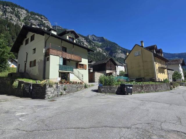Villa Indipendente in vendita a Piemonte, Verbano-cusio-ossola