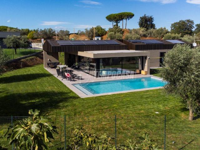 Villa Indipendente in vendita a Roma Capitale, Lazio