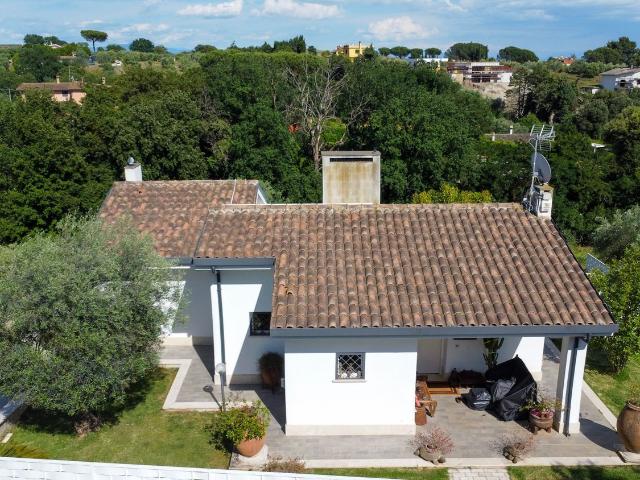 Villa Indipendente in vendita a Roma Capitale, Lazio
