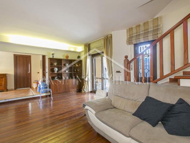 Villa Indipendente in vendita a Castel de Ceveri, Roma Capitale