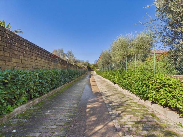 Villa Indipendente in vendita a Roma Capitale, Lazio