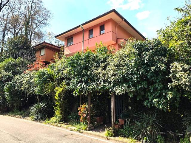 Villa Indipendente in vendita a Roma Capitale, Lazio
