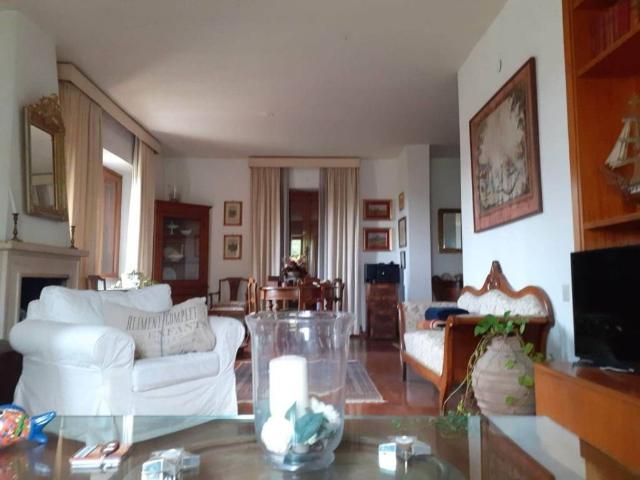Villa Indipendente in vendita a Castel de Ceveri, Roma Capitale