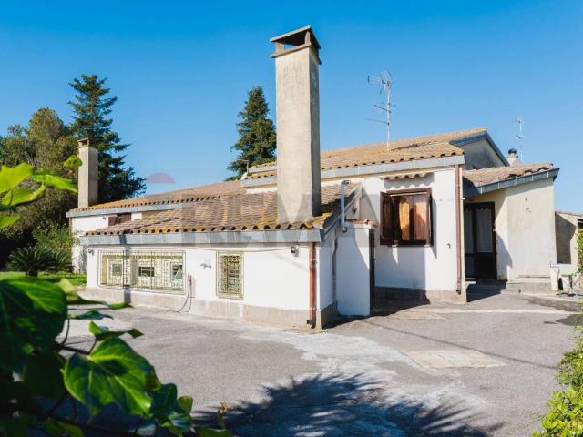 Villa Indipendente in vendita a Roma Capitale, Lazio
