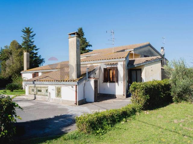 Villa Indipendente in vendita a Roma Capitale, Lazio