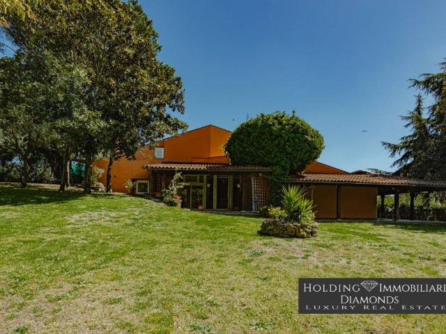 Villa Indipendente in vendita a Roma Capitale, Lazio
