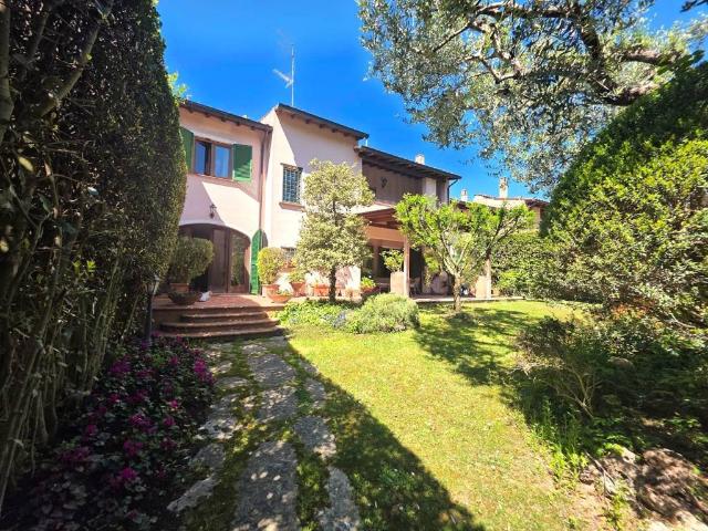 Villa Indipendente in vendita a Roma Capitale, Lazio