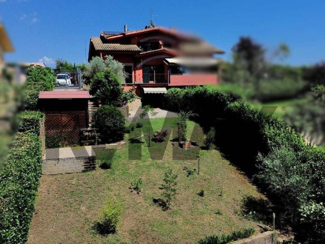 Villa Indipendente in vendita a Roma Capitale, Lazio