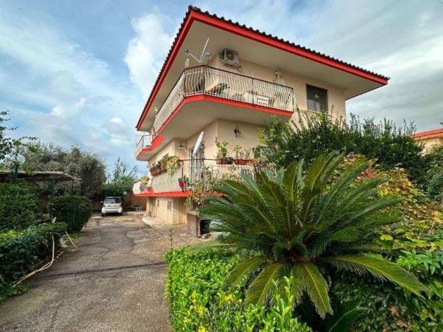 Villa Indipendente in vendita a Gianola, Formia