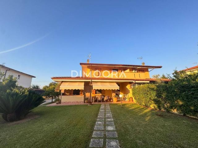 Villa Indipendente in vendita a Sabaudia, Lazio