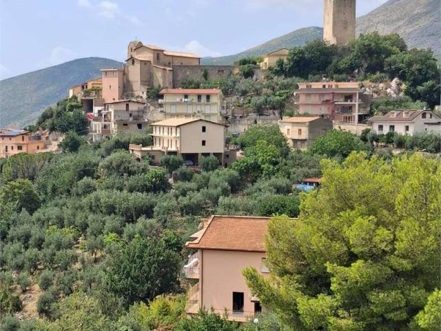Villa Indipendente in vendita a Formia, Lazio