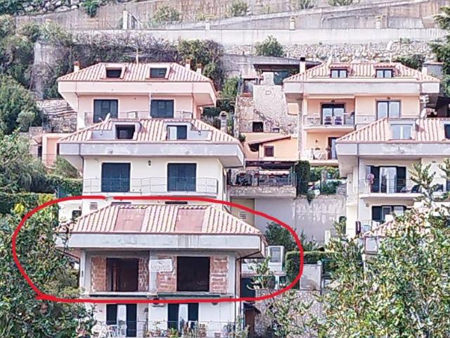 Villa Indipendente in vendita a Castellone, Formia